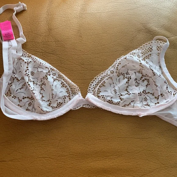 Bralette - Picture 2 of 3